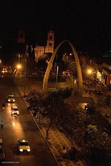 Tacna by night