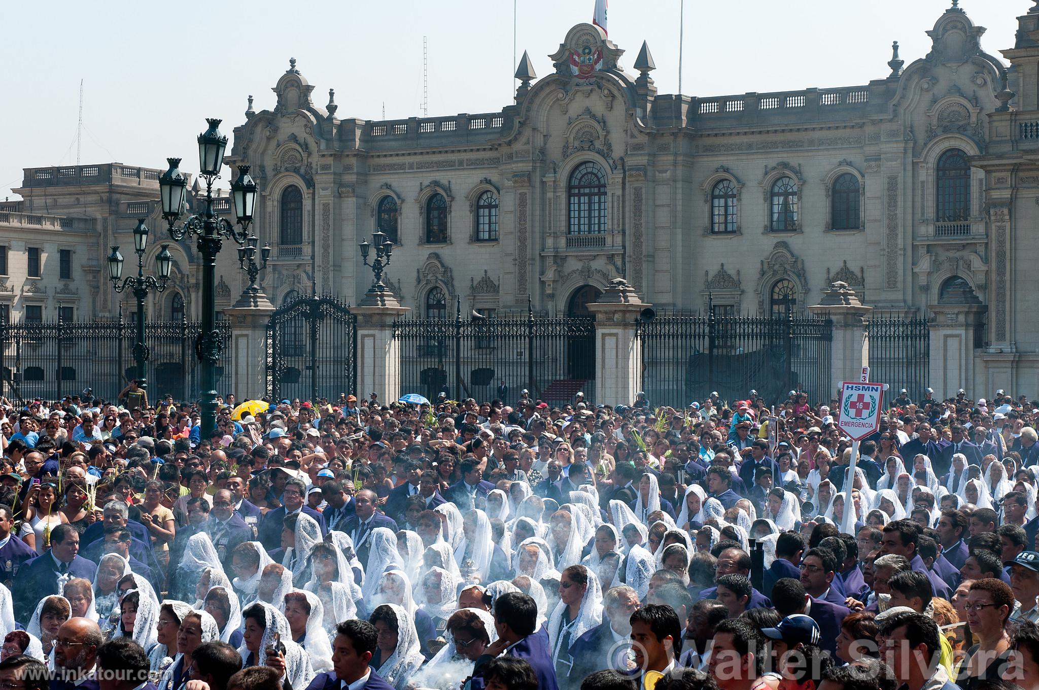 Easter in Lima