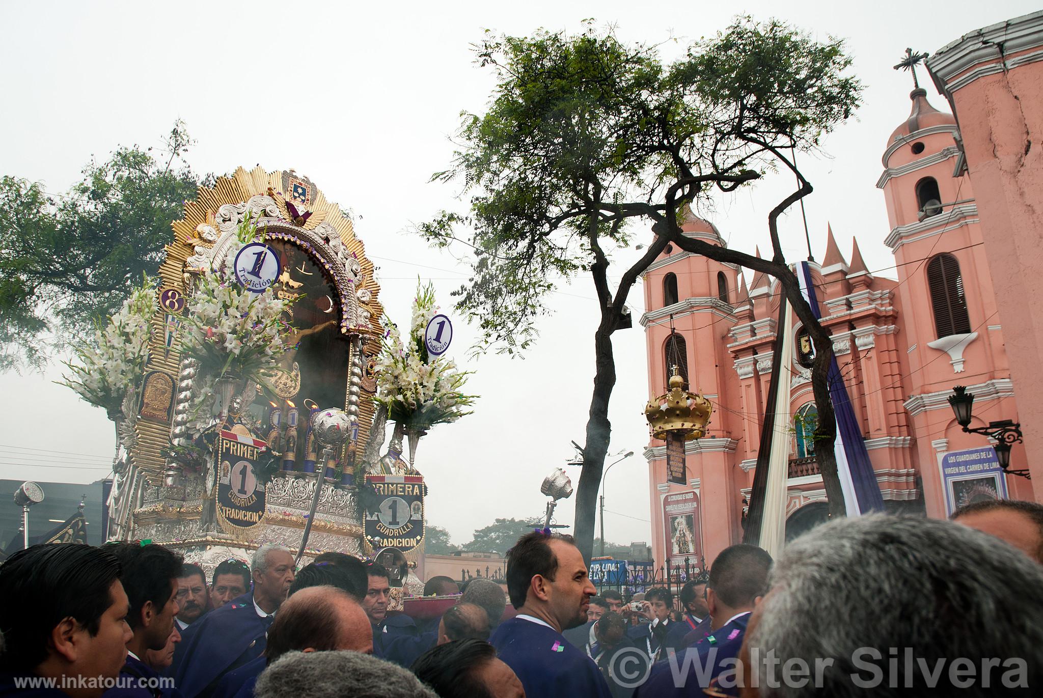 Procession of Señor de Los Milagros