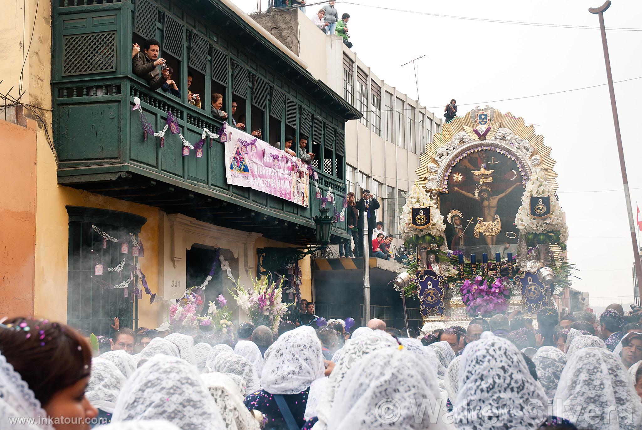 Procession of Señor de Los Milagros