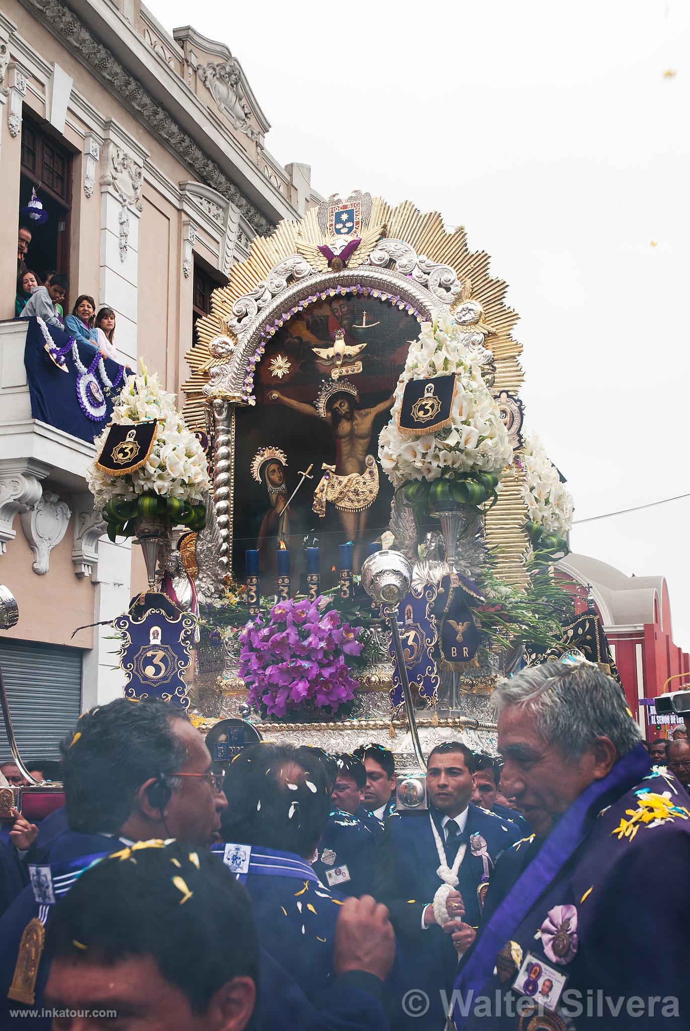 Procession of Señor de Los Milagros