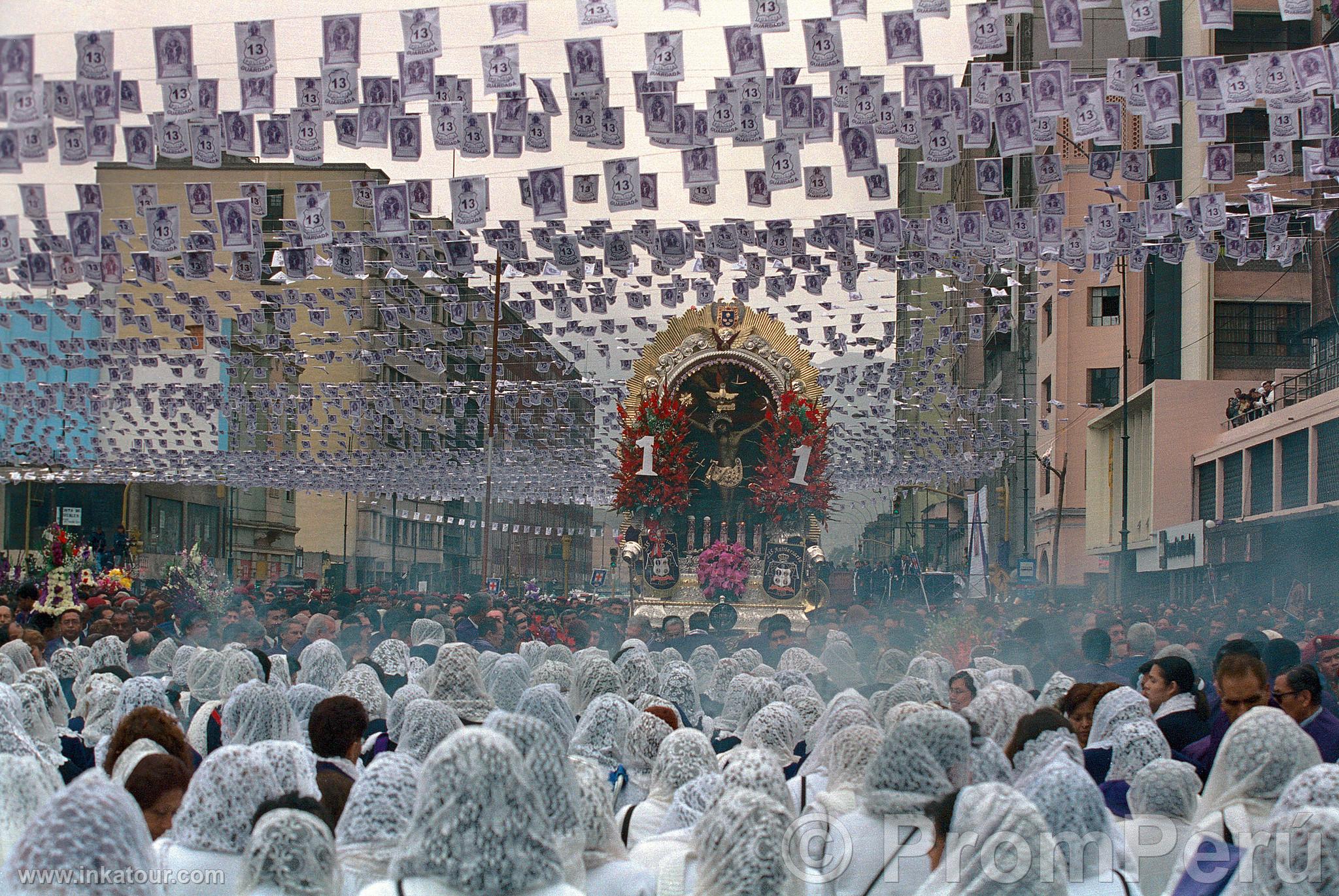 Procession of Señor de Los Milagros